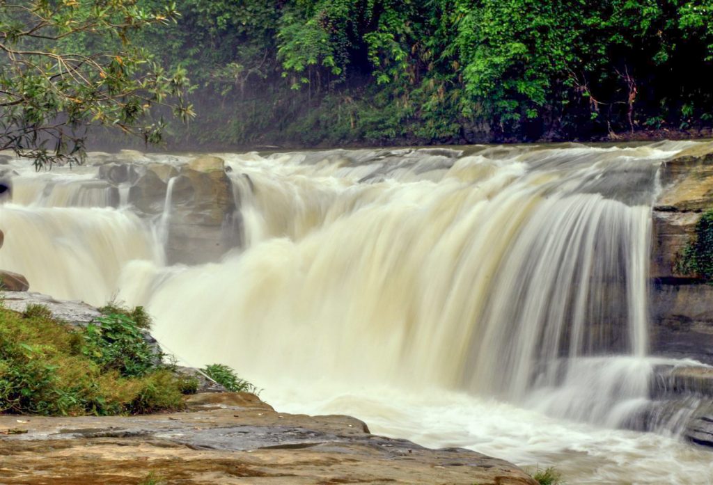 nafakhum-waterfall