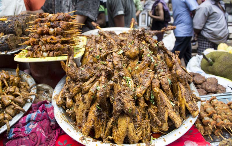 Iftar-Bazar-at-chowkbazar Photographed by Ashraf Uz Zaman